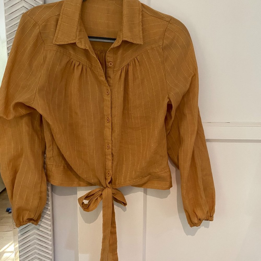 MUSTARD BUTTON UP TOP